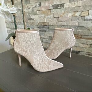 Jewel Badgley Mischka Gesina Lace Bootie